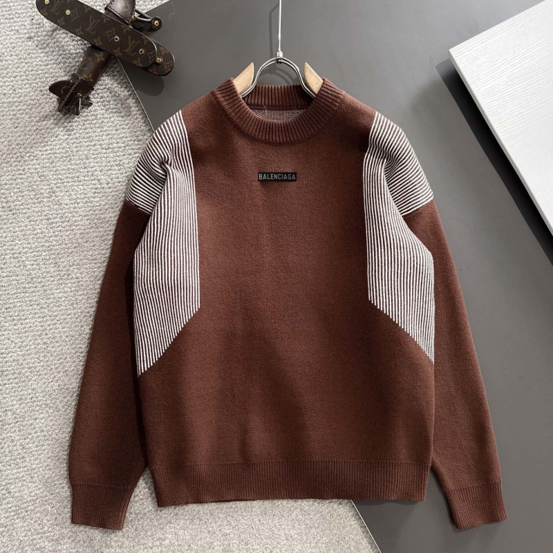 Ba*len*cia*ga sweaters